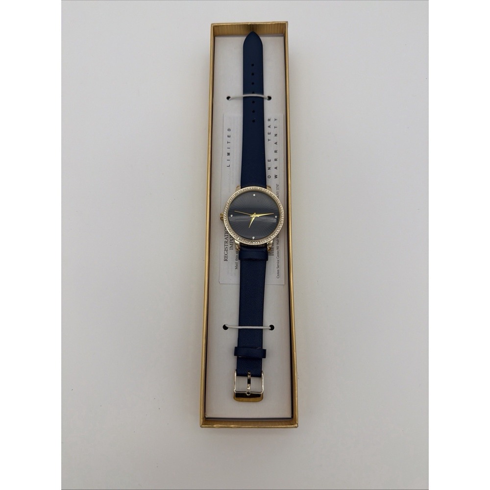 Manhattan By Croton Lady Silver‎ Analog Quartz Watch